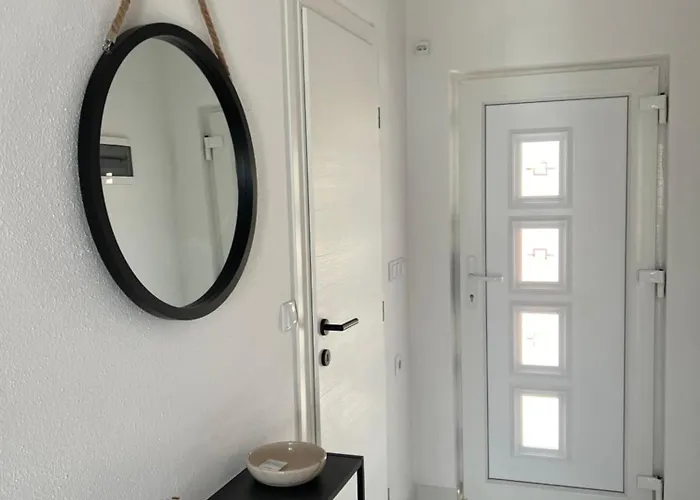 Nada Apartment, Uvala Koramaslinova, Brac Apartament Milna (Brac)